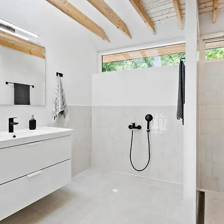 3 Bedroom Awesome In Ans By Dom wakacyjny Roe